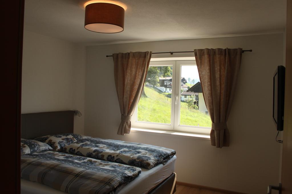 Apartment Am Birkenweg Oberndorf in Tirol Szoba fotó